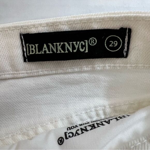 NWOT Blanknyc Hi Rise Frayed Cut Off Jean Shorts | Size 29 - Picture 4 of 8
